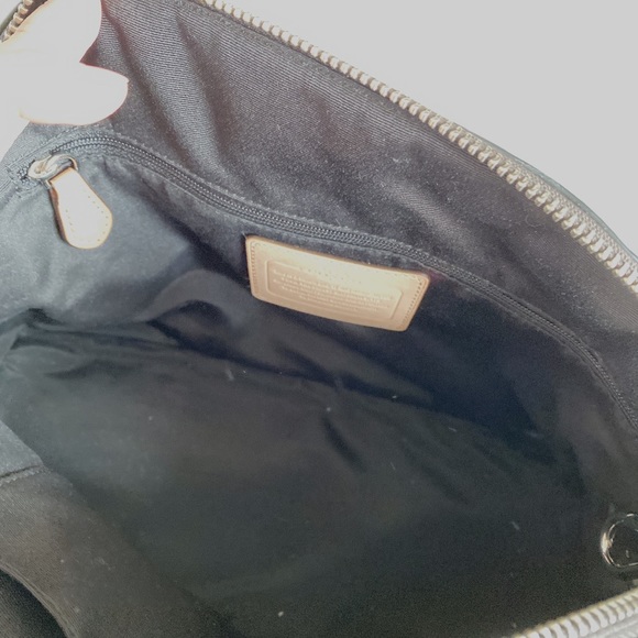 NWT Coach green dot crossbody - Picture 5 of 12